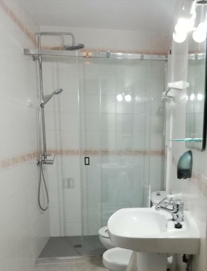 Hostal Parellades Sitges Exterior photo