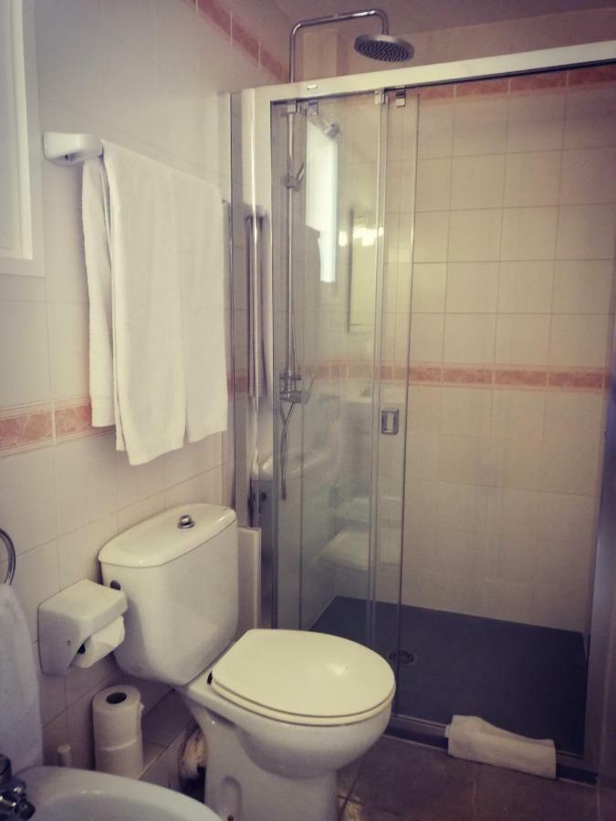 Hostal Parellades Sitges Exterior photo